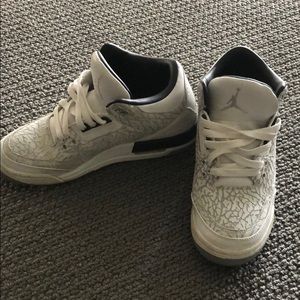 Air Jordan tennis shoes authentic